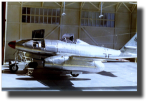 Messerschmitt Me 262. Scratch built in metal by Rojas Bazán. 1:15 scale. Diorama. Messerschmitt Me 262. Scratch built in metal by Rojas Bazán. 1:15 scale. Diorama.